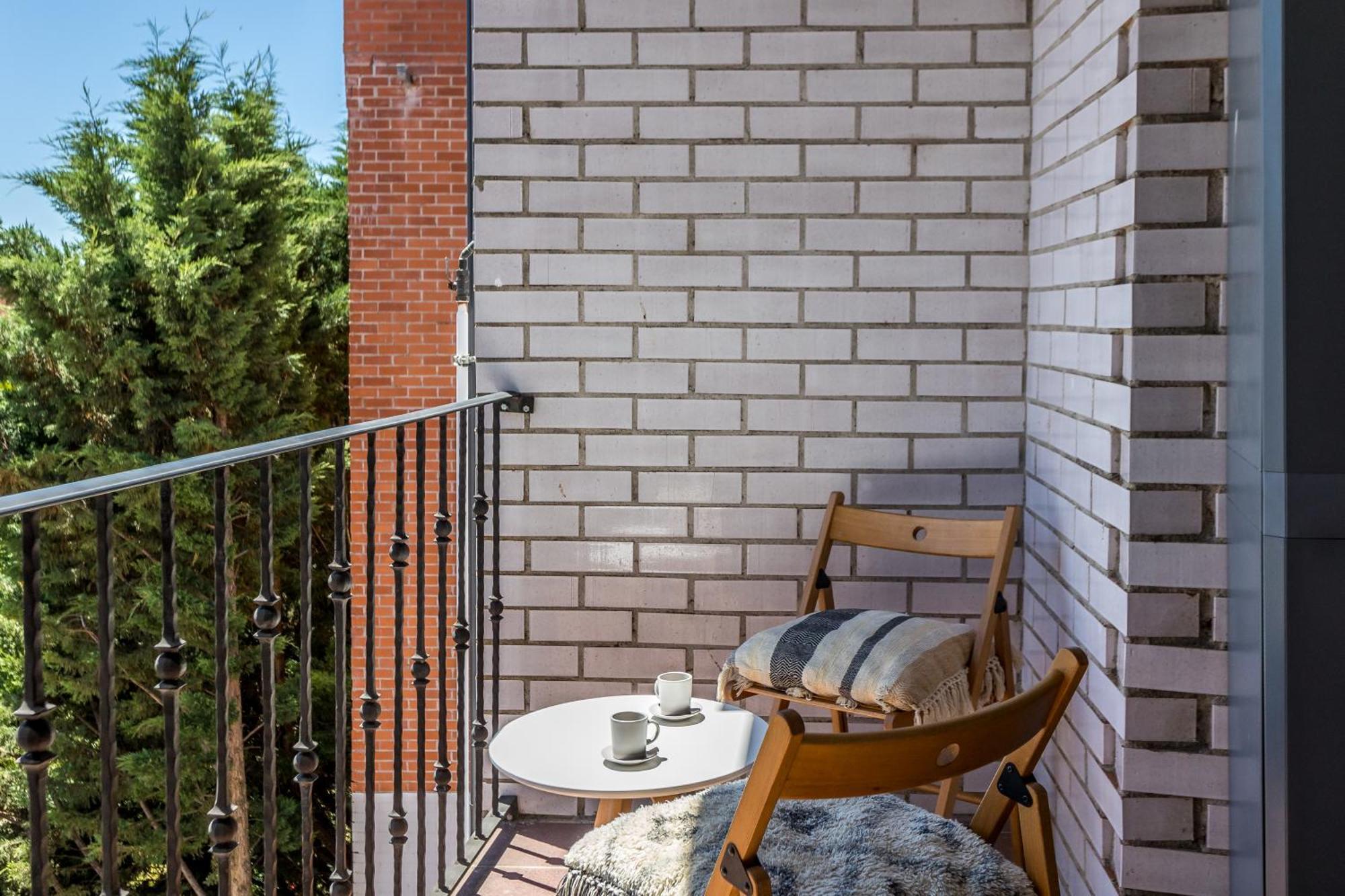 Baruhaus Terraza Duplex Valencia De Don Juan Apartment Exterior foto